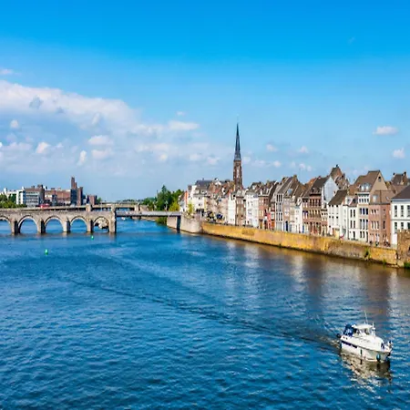 With Dishwasher, Maastricht At 9 Km Berg en Terblijt